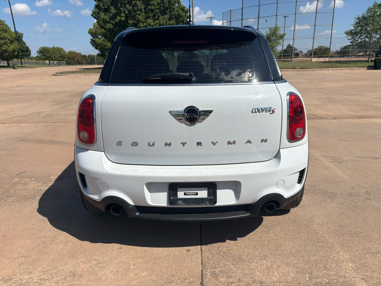 2014 Mini Countryman ALL4 S photo 16