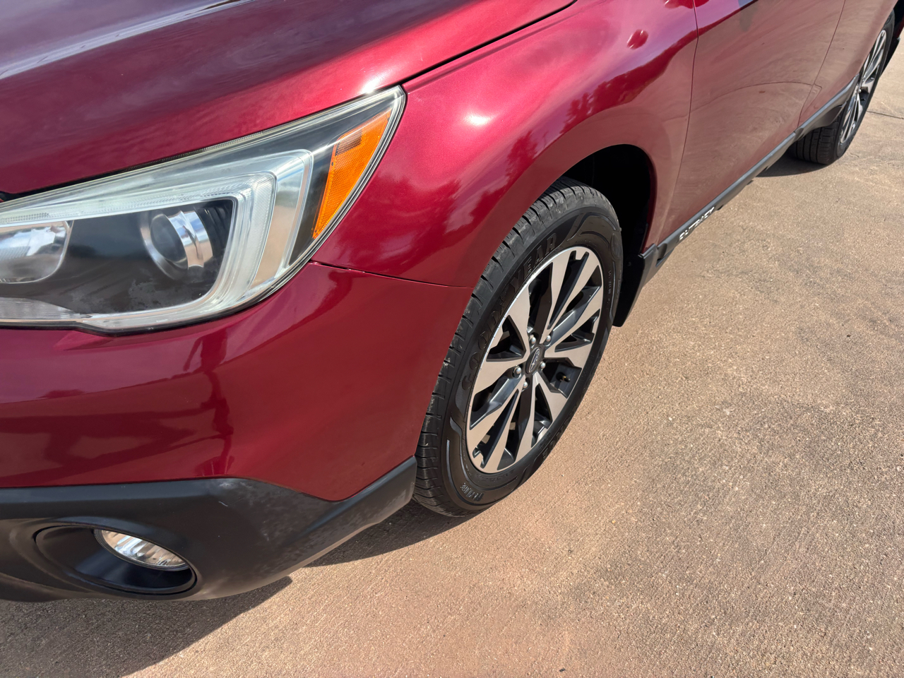 2016 Subaru Outback 2.5i Limited photo 6