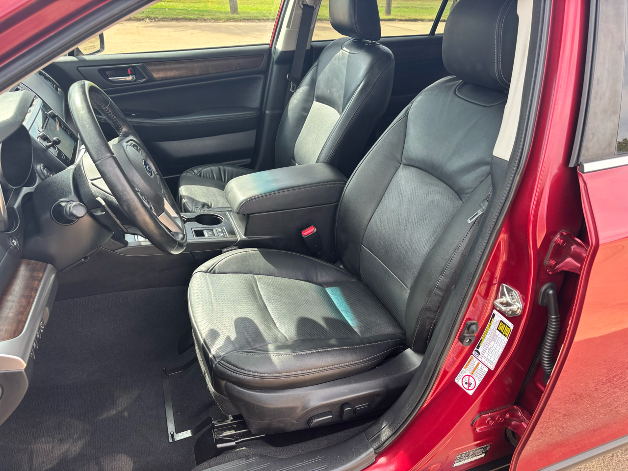 2016 Subaru Outback 2.5i Limited photo 9