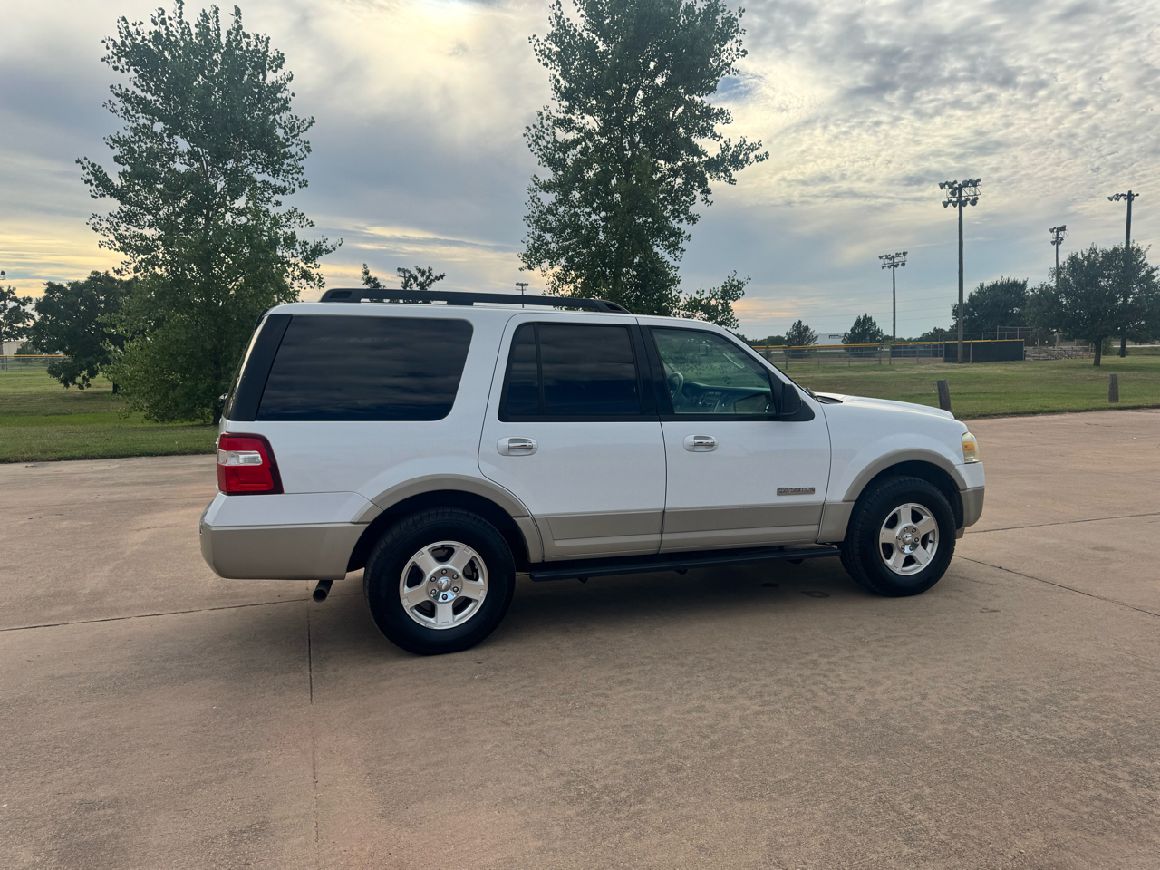 2007 Ford Expedition Eddie Bauer photo 17