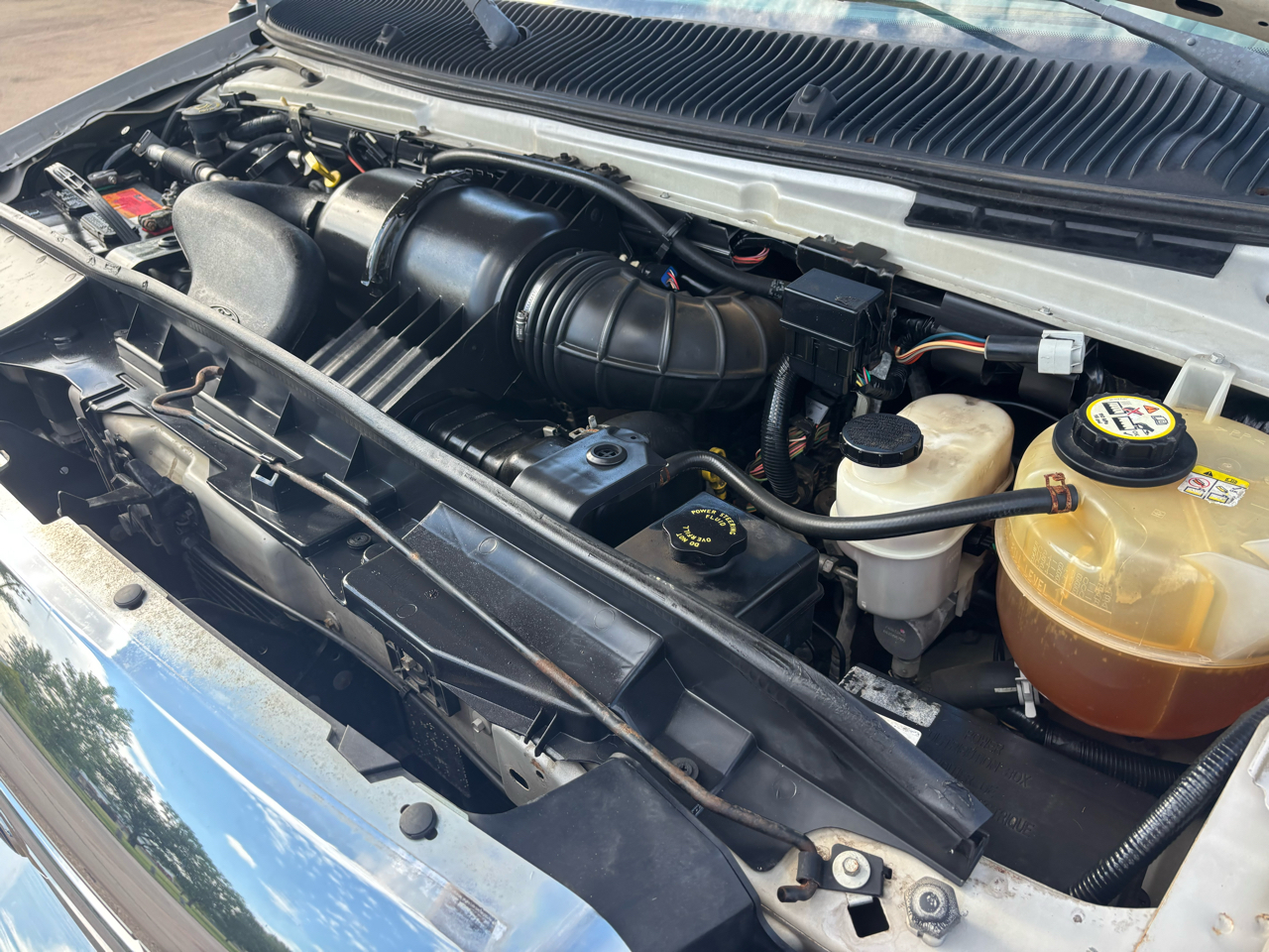 2008 Ford E-350 photo 21