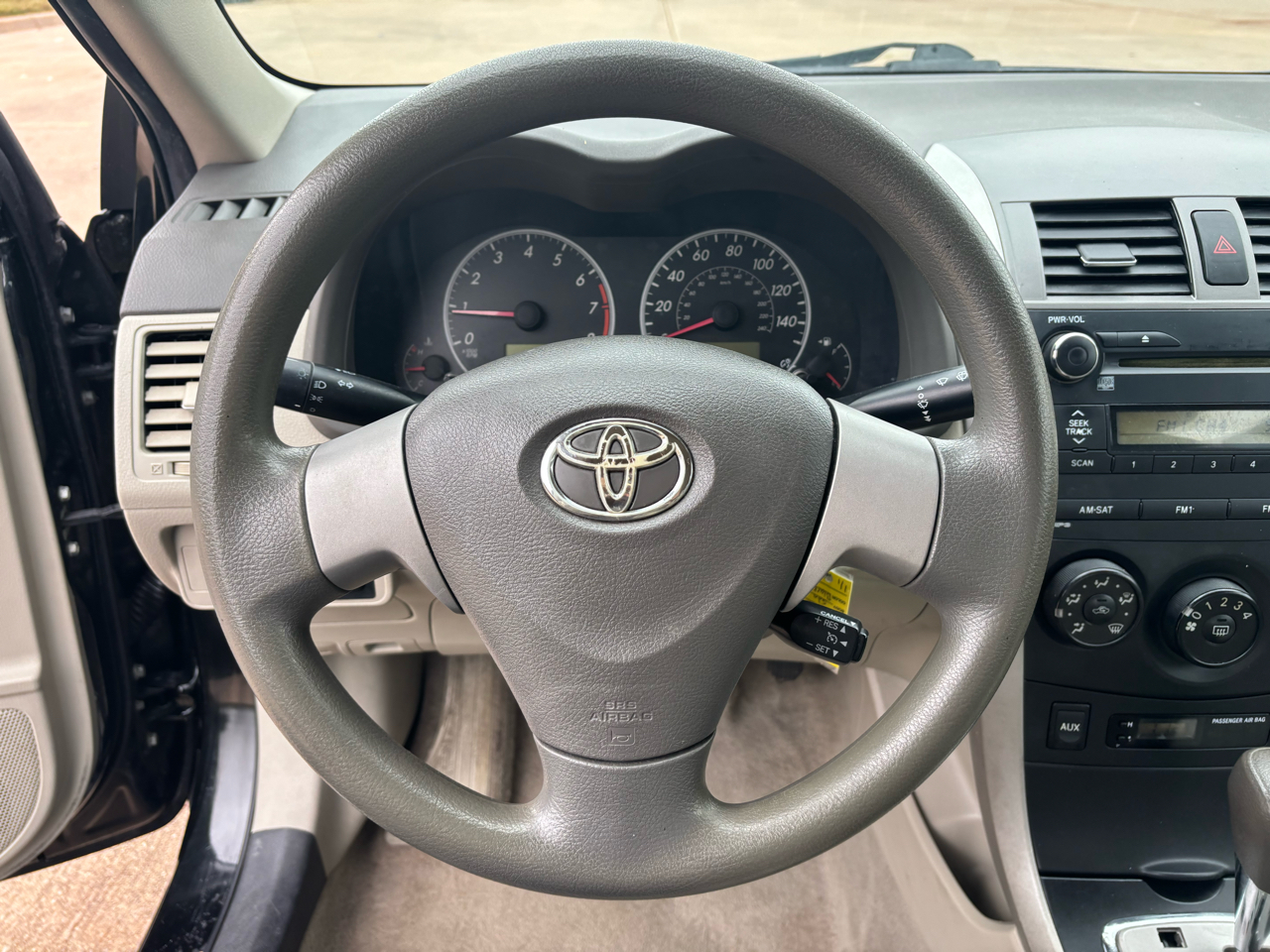 Toyota Corolla 4dr Sdn Auto (Natl) 2010