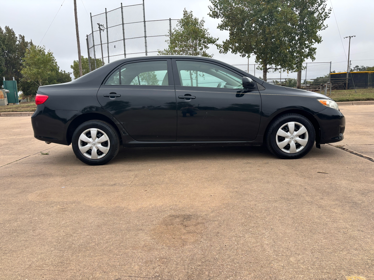 Toyota Corolla 4dr Sdn Auto (Natl) 2010