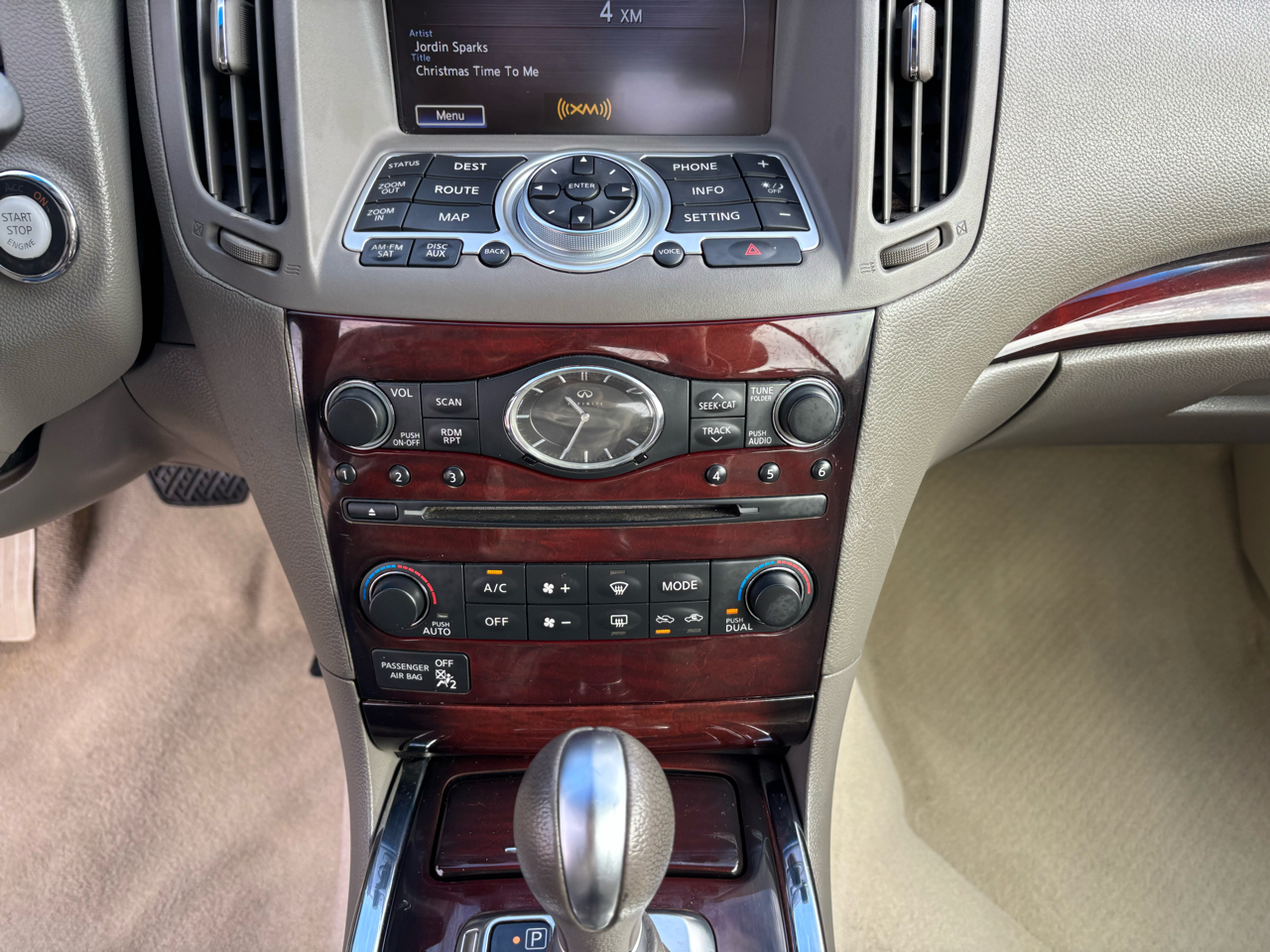 Infiniti G37 Convertible 2dr Base 2011