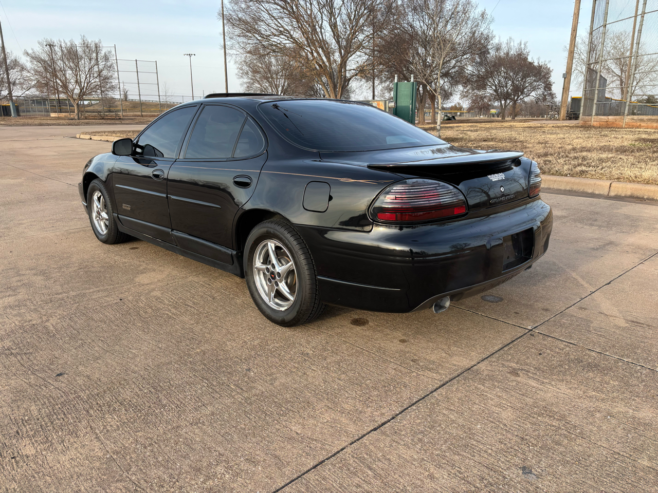 Pontiac Grand Prix 4dr Sdn GTP 2002