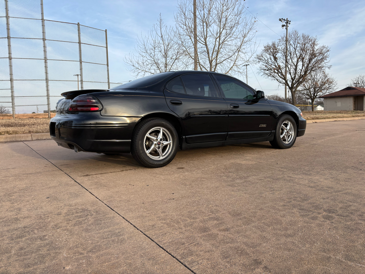 Pontiac Grand Prix 4dr Sdn GTP 2002