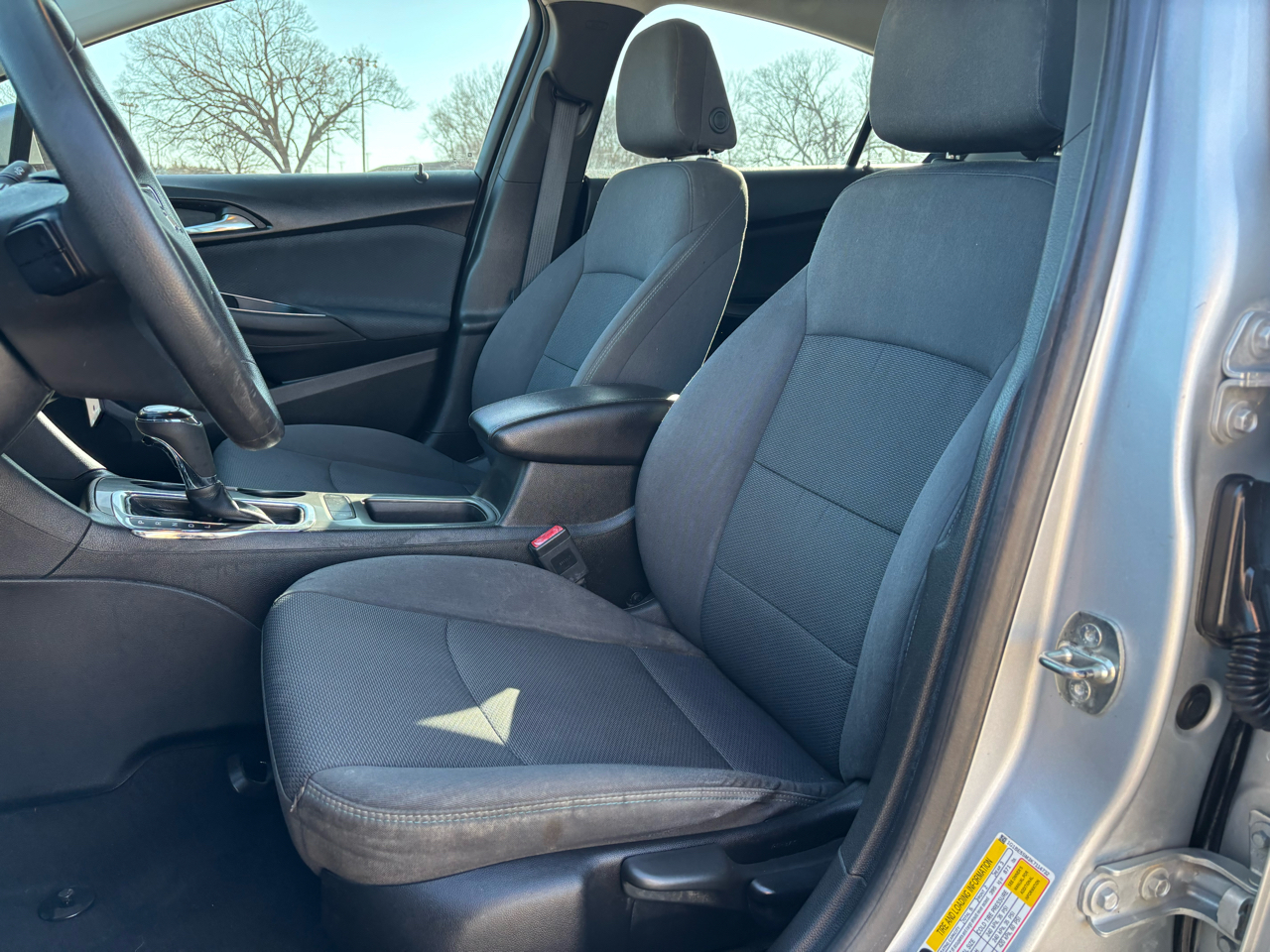 Chevrolet Cruze 4dr Sdn LT 2019