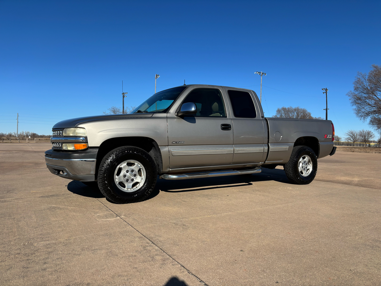 Chevrolet Silverado 1500 4WD Ext Cab 143.5" LT 2002