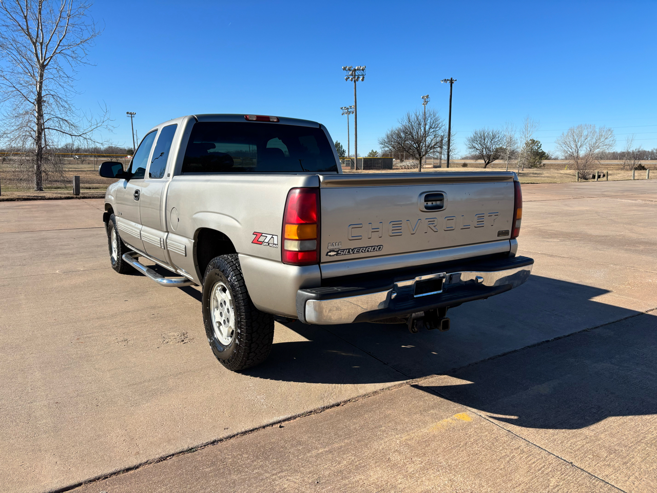 Chevrolet Silverado 1500 4WD Ext Cab 143.5" LT 2002