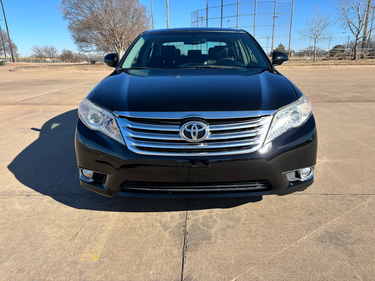 Toyota Avalon 4dr Sdn (Natl) 2012
