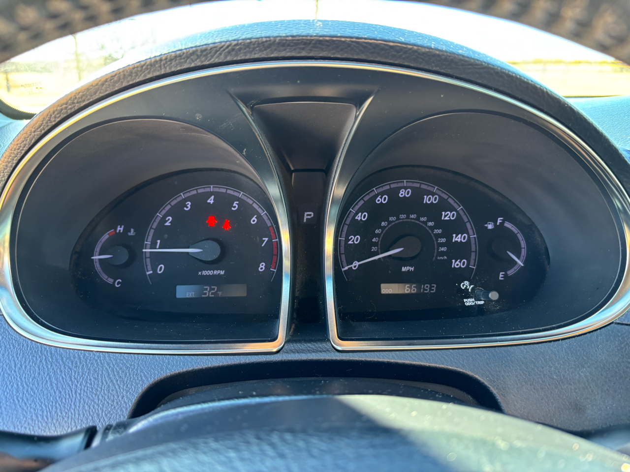 Toyota Avalon 4dr Sdn (Natl) 2012