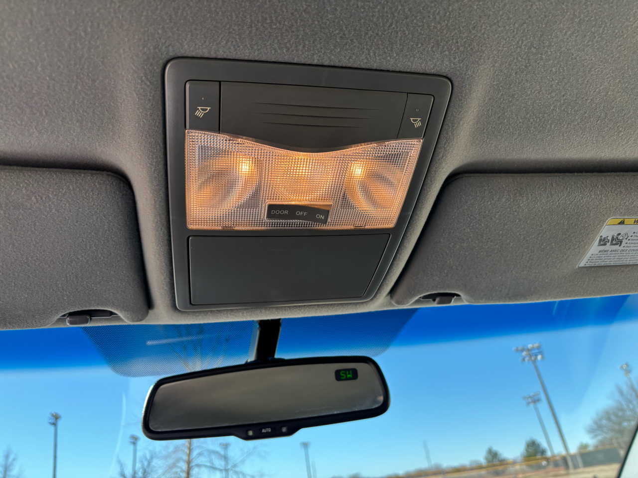 Toyota Avalon 4dr Sdn (Natl) 2012