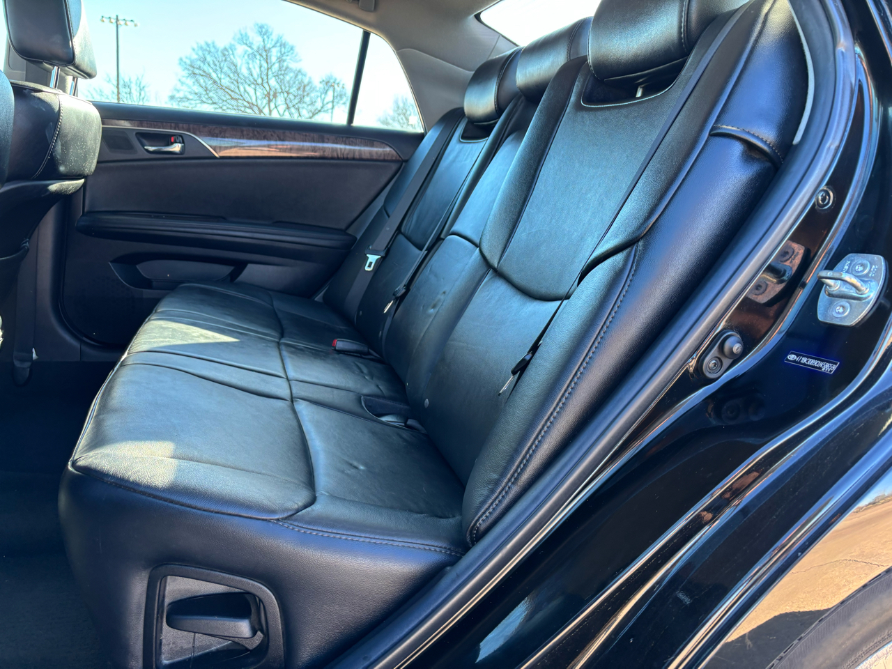 Toyota Avalon 4dr Sdn (Natl) 2012