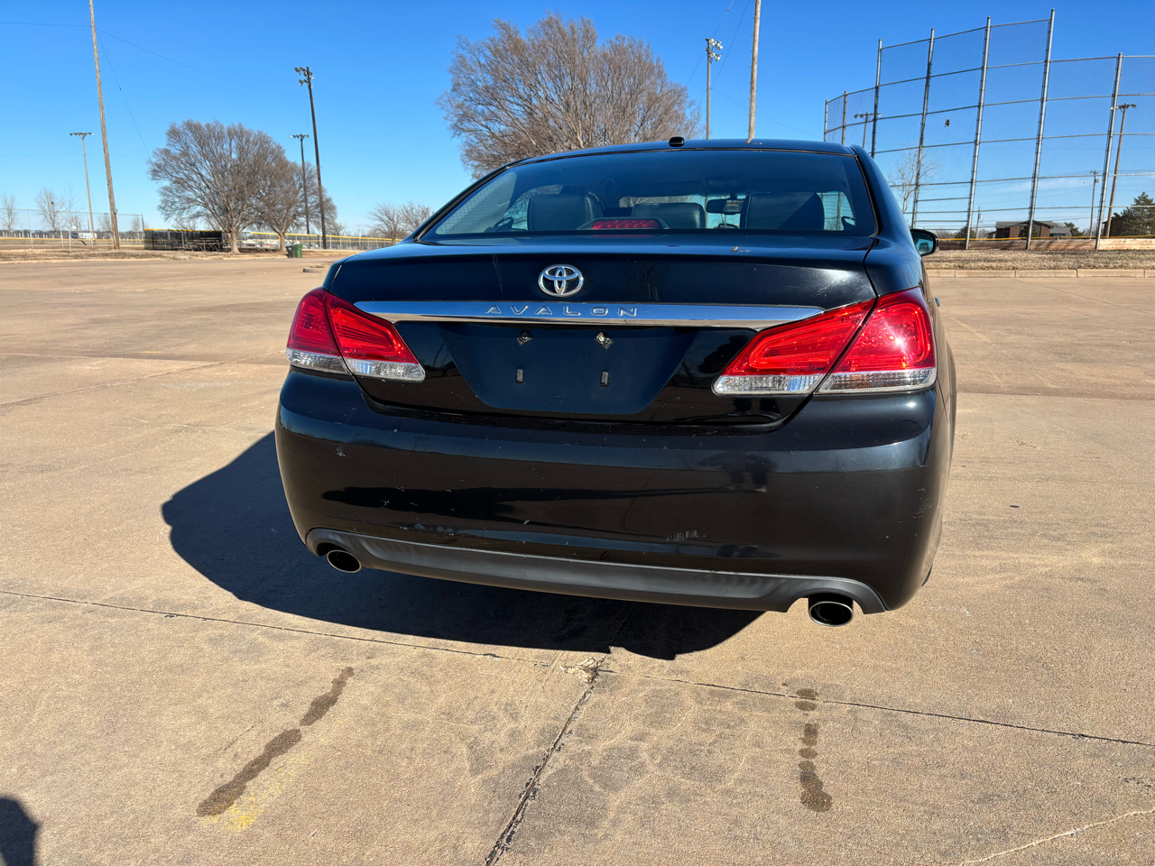 Toyota Avalon 4dr Sdn (Natl) 2012
