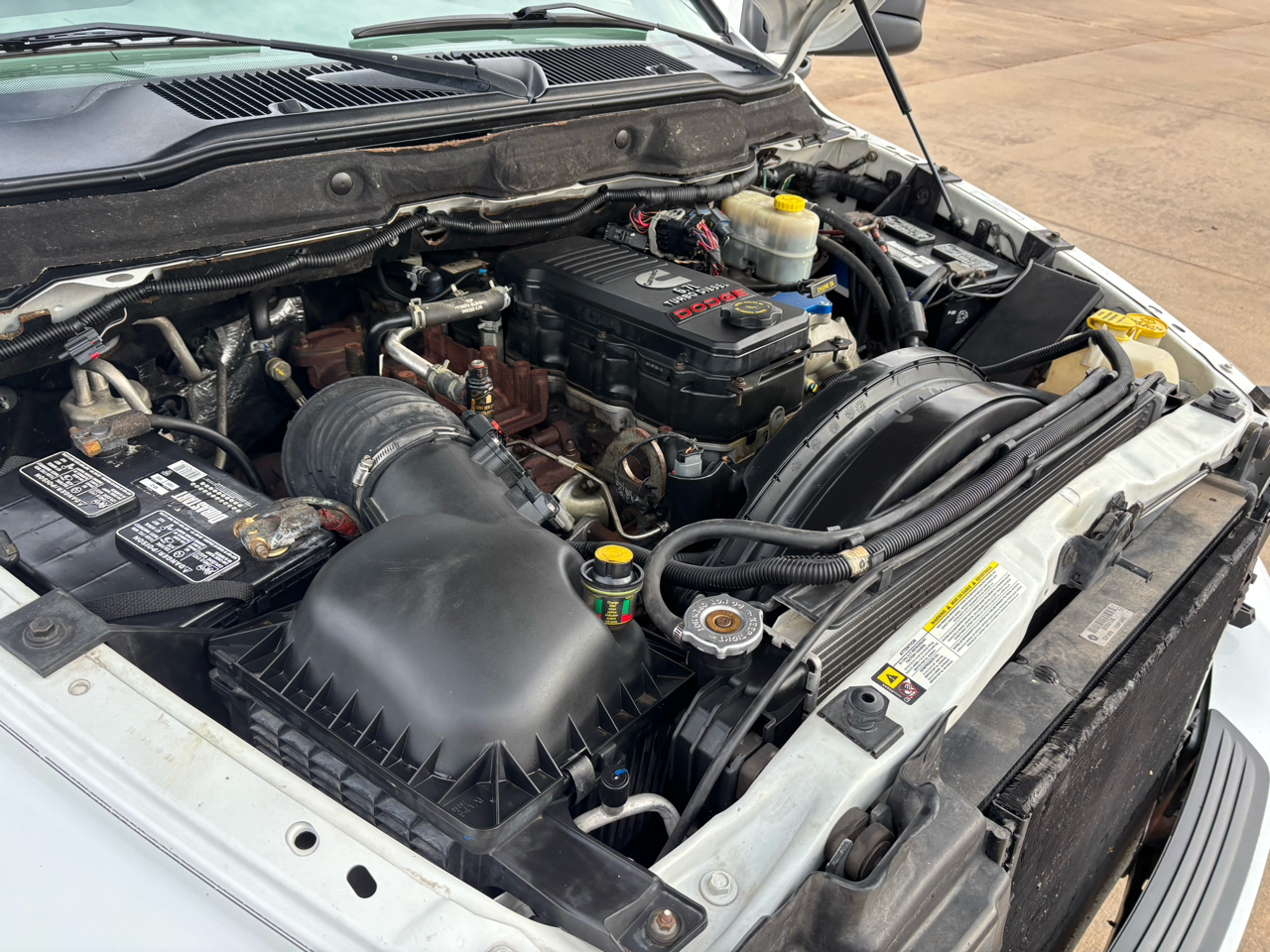 Dodge Ram 2500 2WD Quad Cab 140.5" SLT 2007