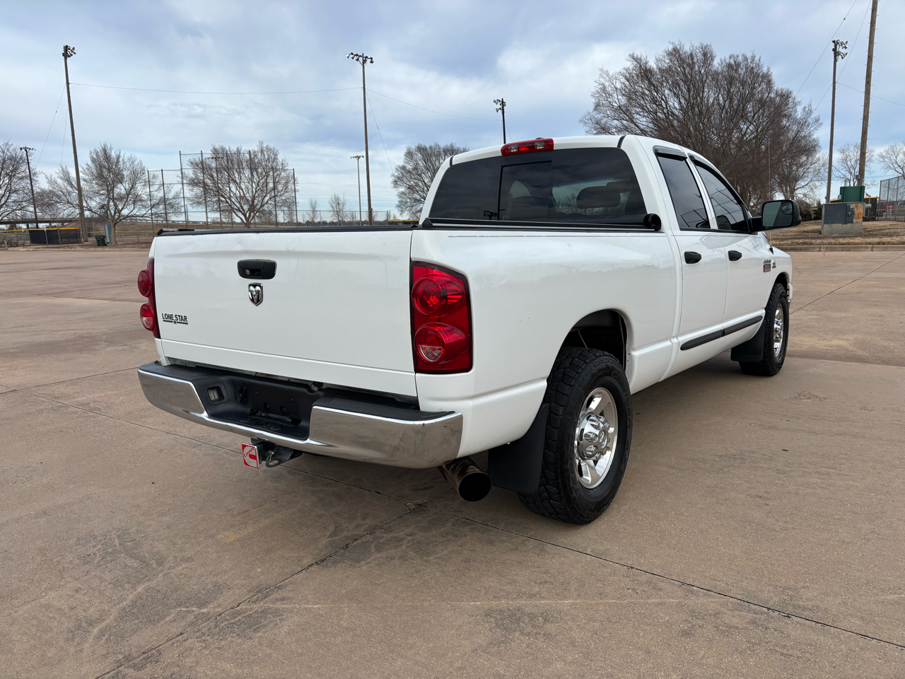 Dodge Ram 2500 2WD Quad Cab 140.5" SLT 2007