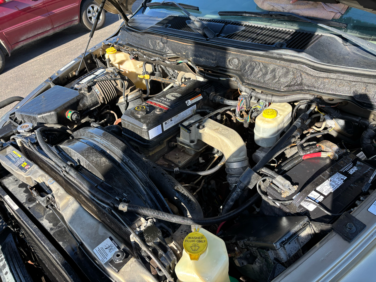 Dodge Ram 2500 4dr Quad Cab 160.5 4WD ST 2006