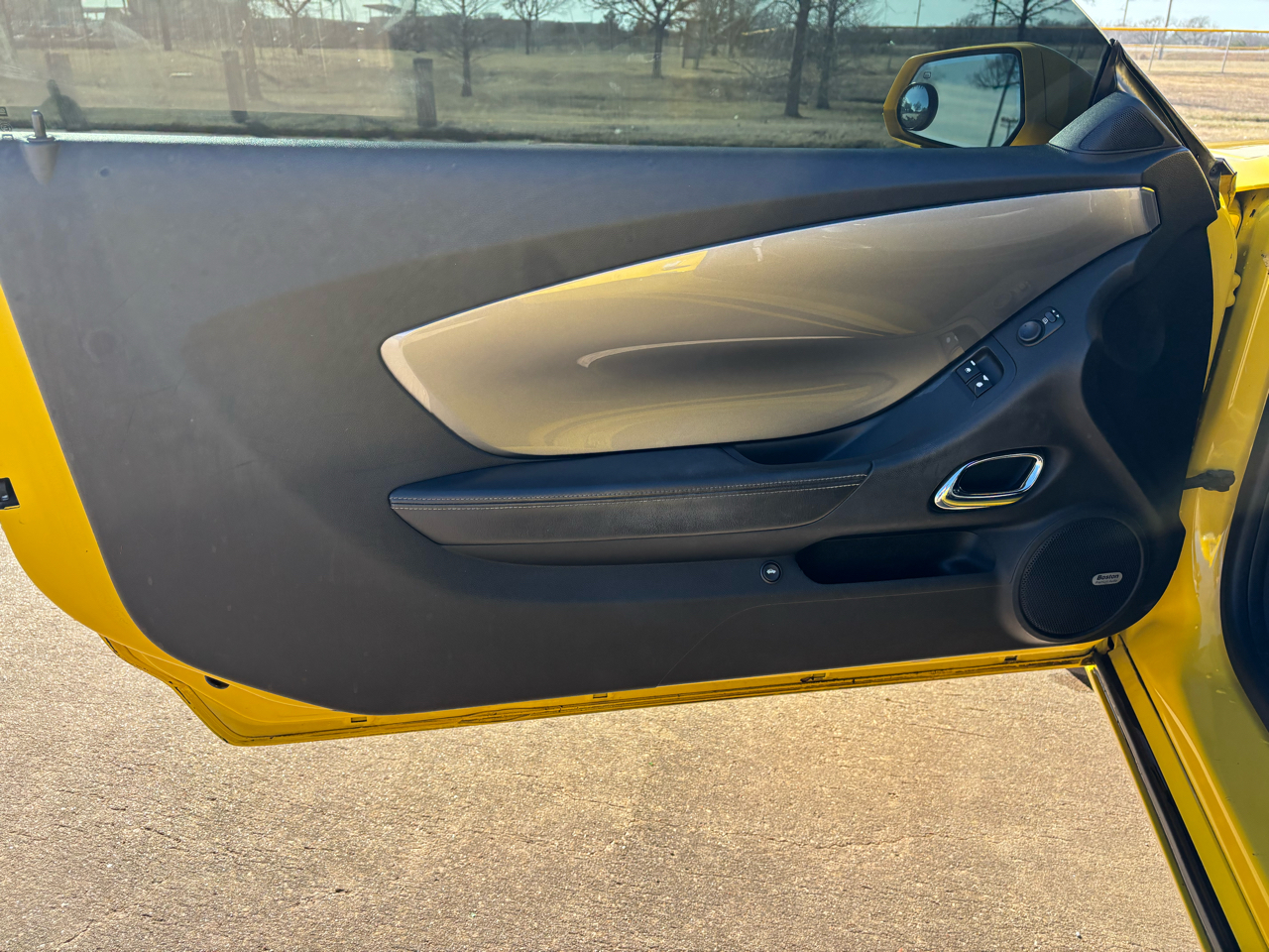 Chevrolet Camaro 2dr Cpe 2LT 2011