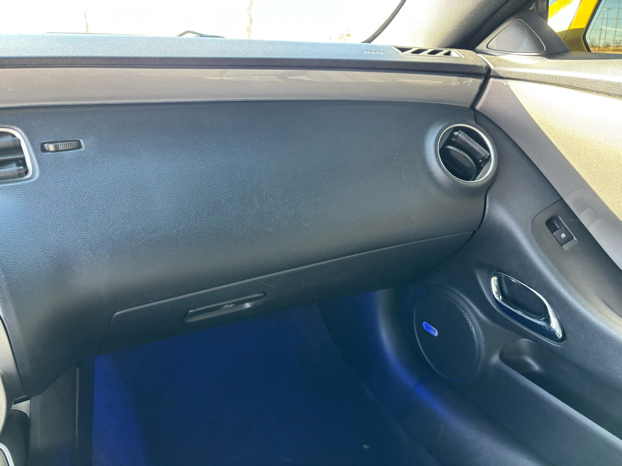 Chevrolet Camaro 2dr Cpe 2LT 2011