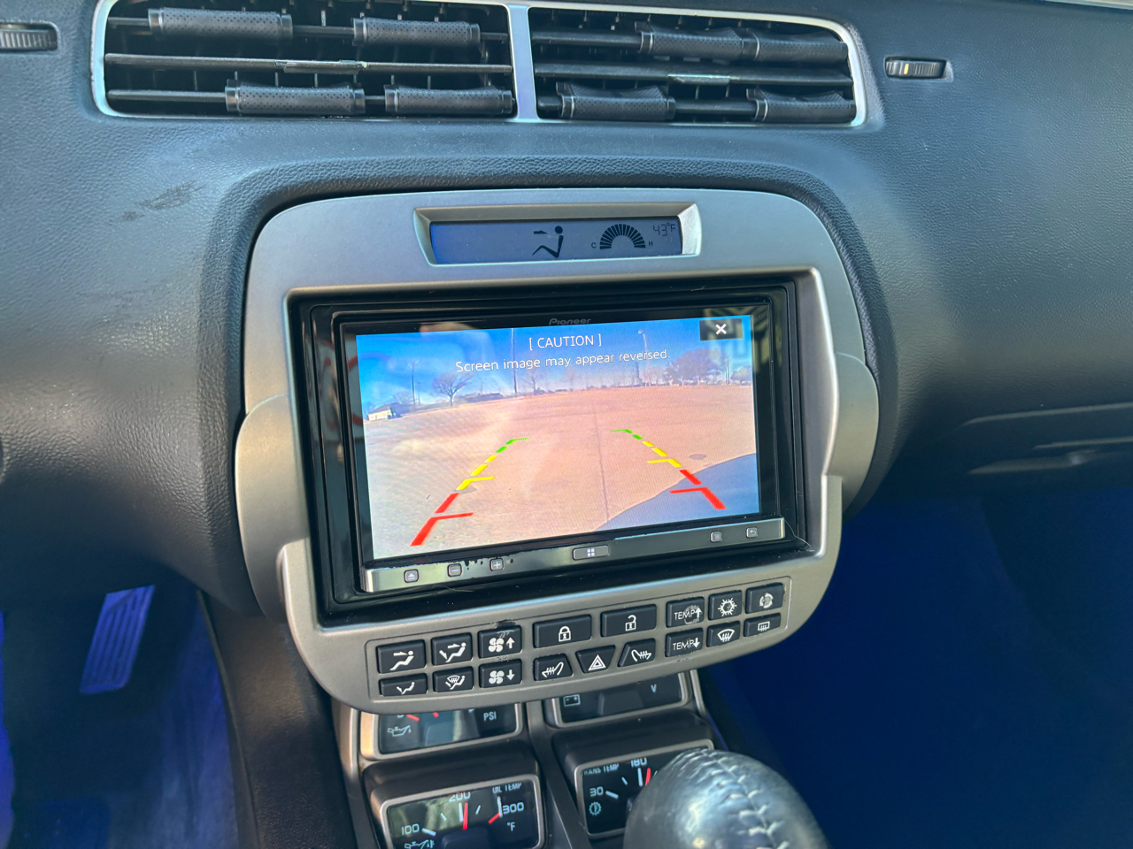 Chevrolet Camaro 2dr Cpe 2LT 2011