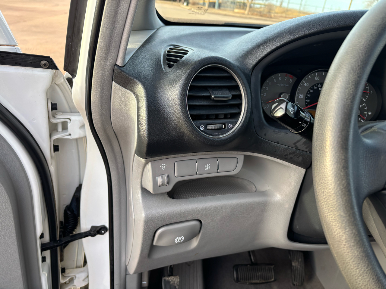 Kia Rondo 4dr I4 Auto LX 2007