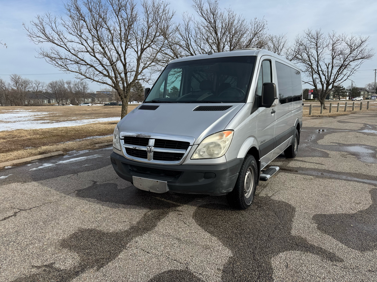 Dodge Sprinter Wagon 2500 144" 2007