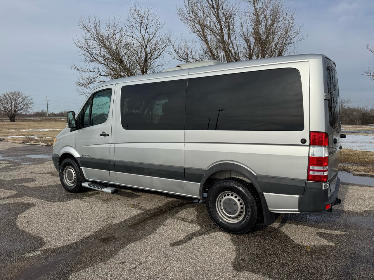 Dodge Sprinter Wagon 2500 144" 2007