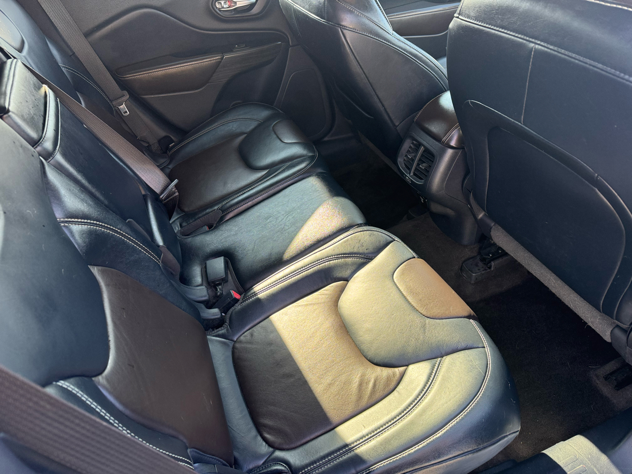 Jeep Cherokee FWD 4dr Limited 2015