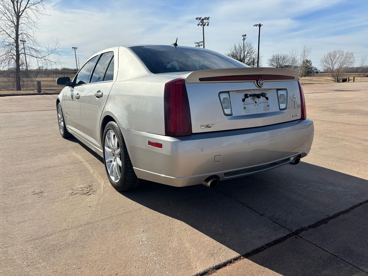 Cadillac STS-V 4dr Sdn 2006