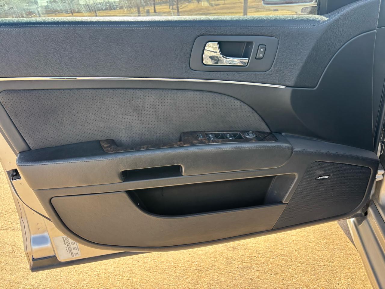 Cadillac STS-V 4dr Sdn 2006