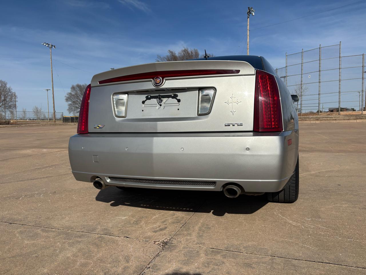 Cadillac STS-V 4dr Sdn 2006