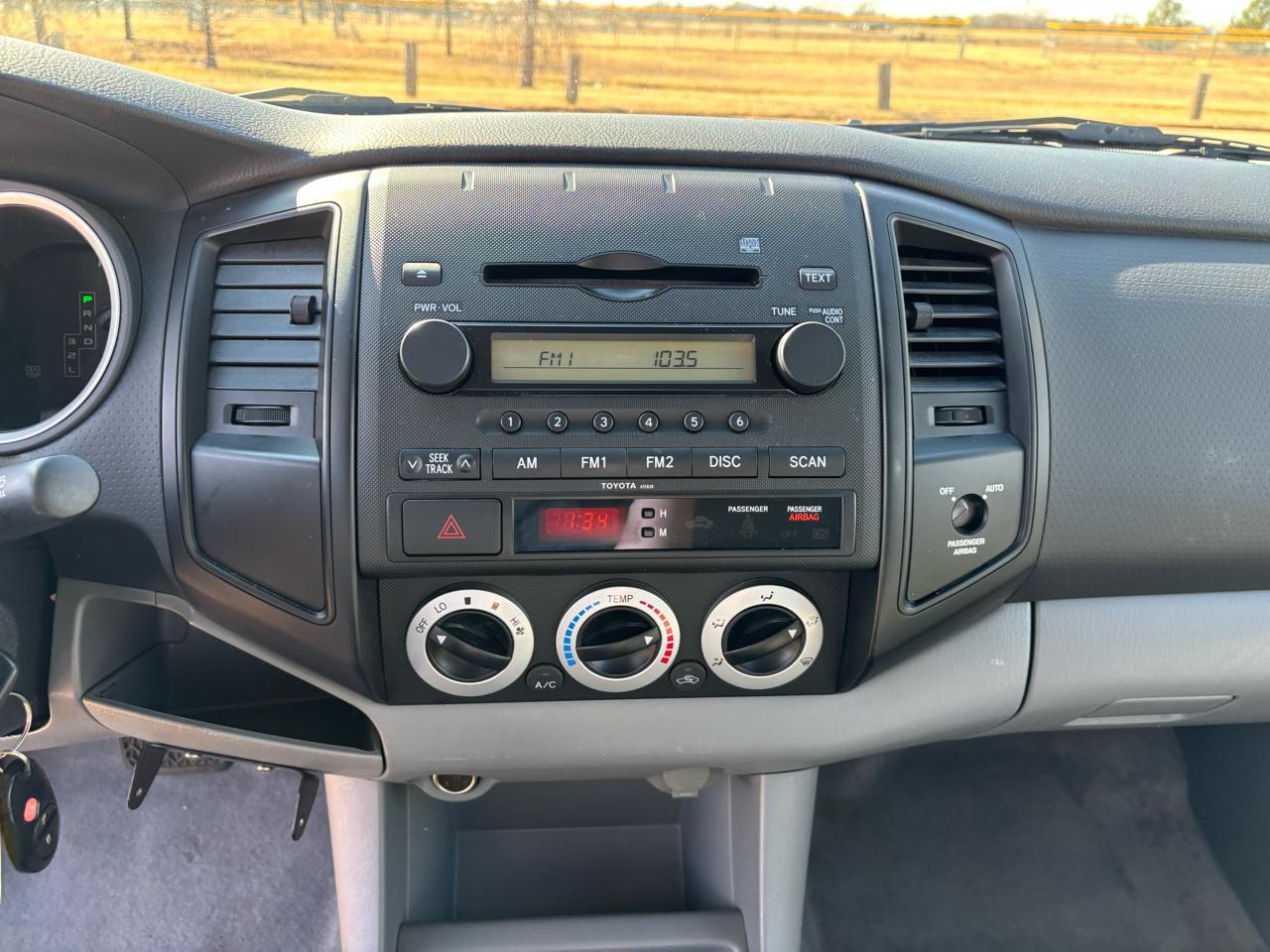 Toyota Tacoma 2WD Access I4 MT (Natl) 2008