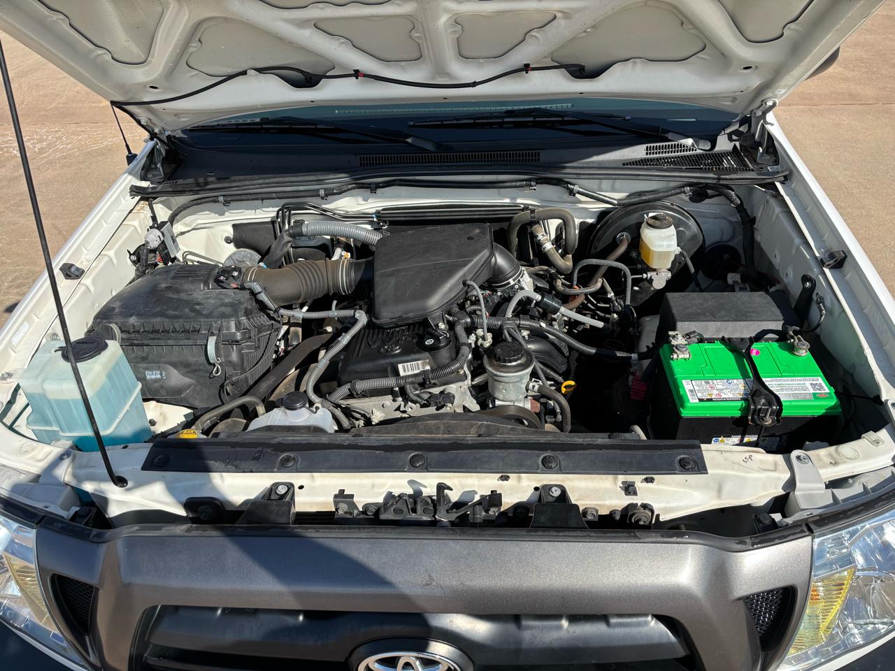 Toyota Tacoma 2WD Access I4 MT (Natl) 2008