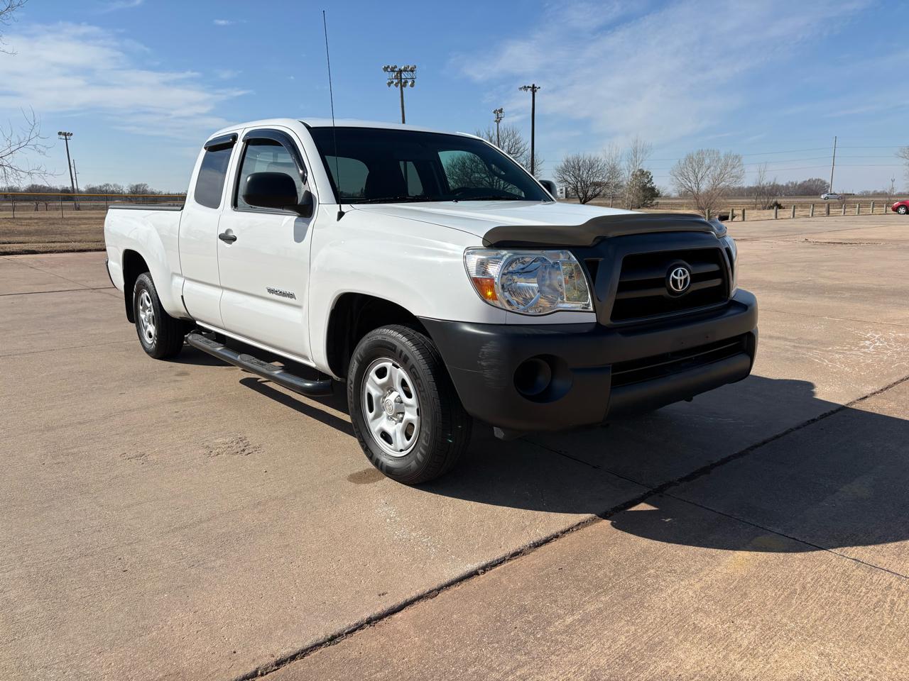 Toyota Tacoma 2WD Access I4 MT (Natl) 2008