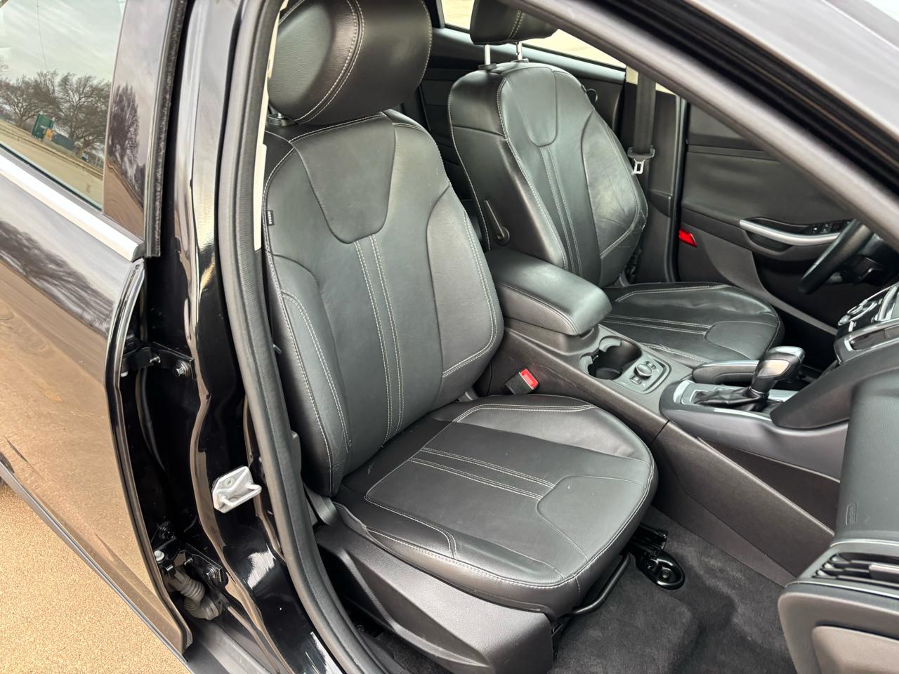 Ford Focus 5dr HB Titanium 2013