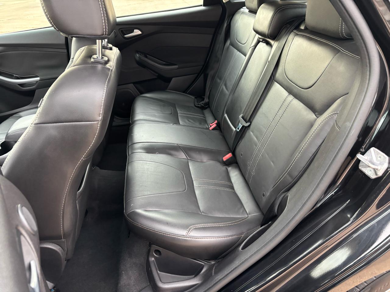 Ford Focus 5dr HB Titanium 2013