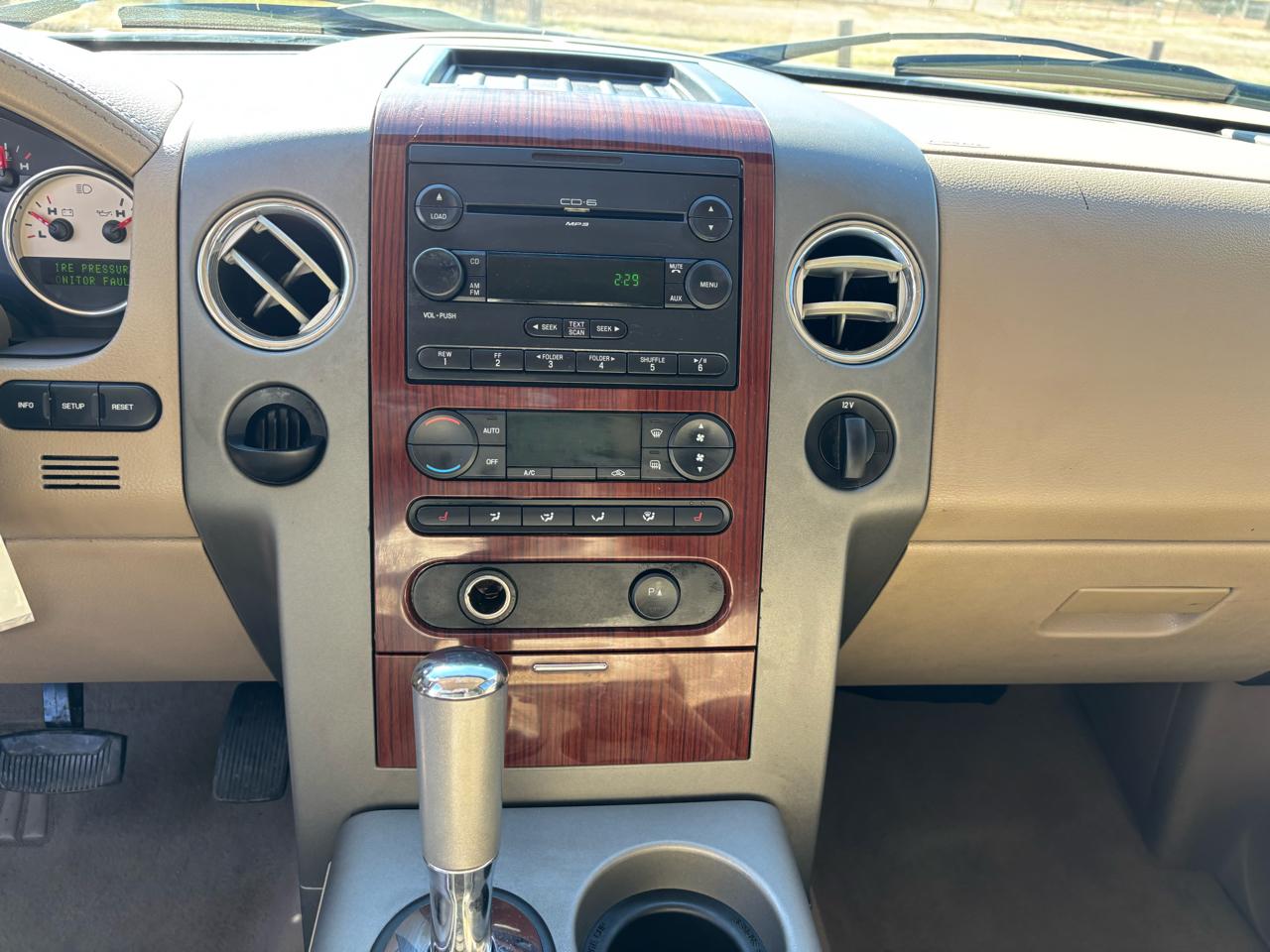 Ford F-150 2WD SuperCrew 139" Lariat 2007