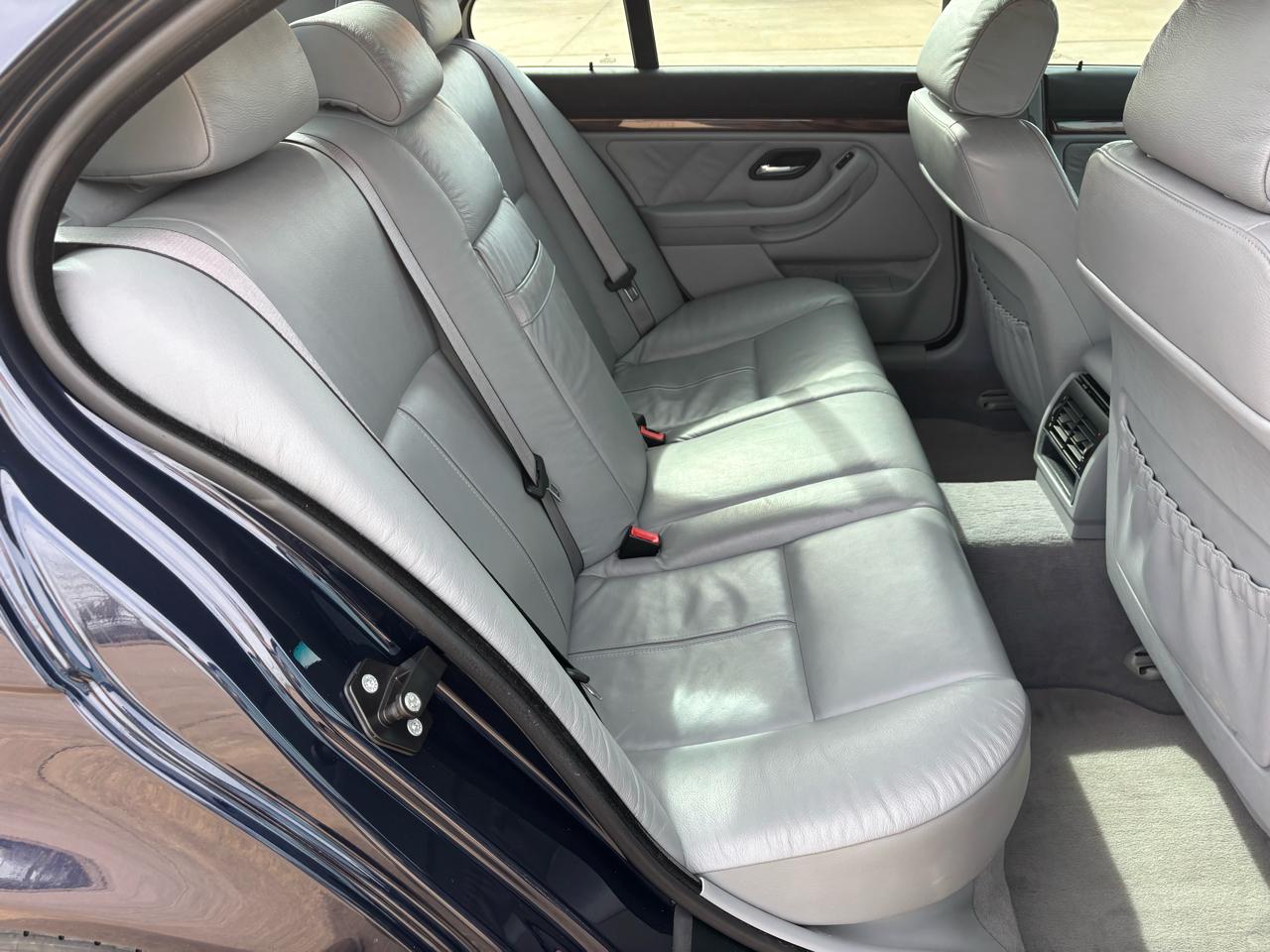 BMW 5 Series 540iA 4dr Sdn Auto 2001