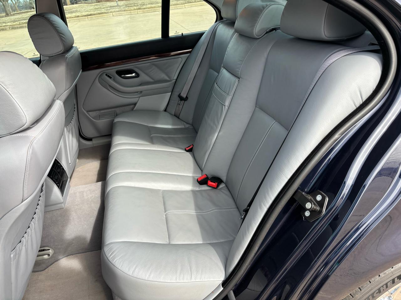 BMW 5 Series 540iA 4dr Sdn Auto 2001