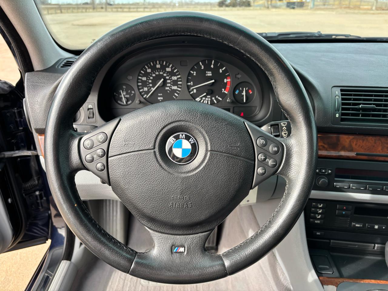 BMW 5 Series 540iA 4dr Sdn Auto 2001