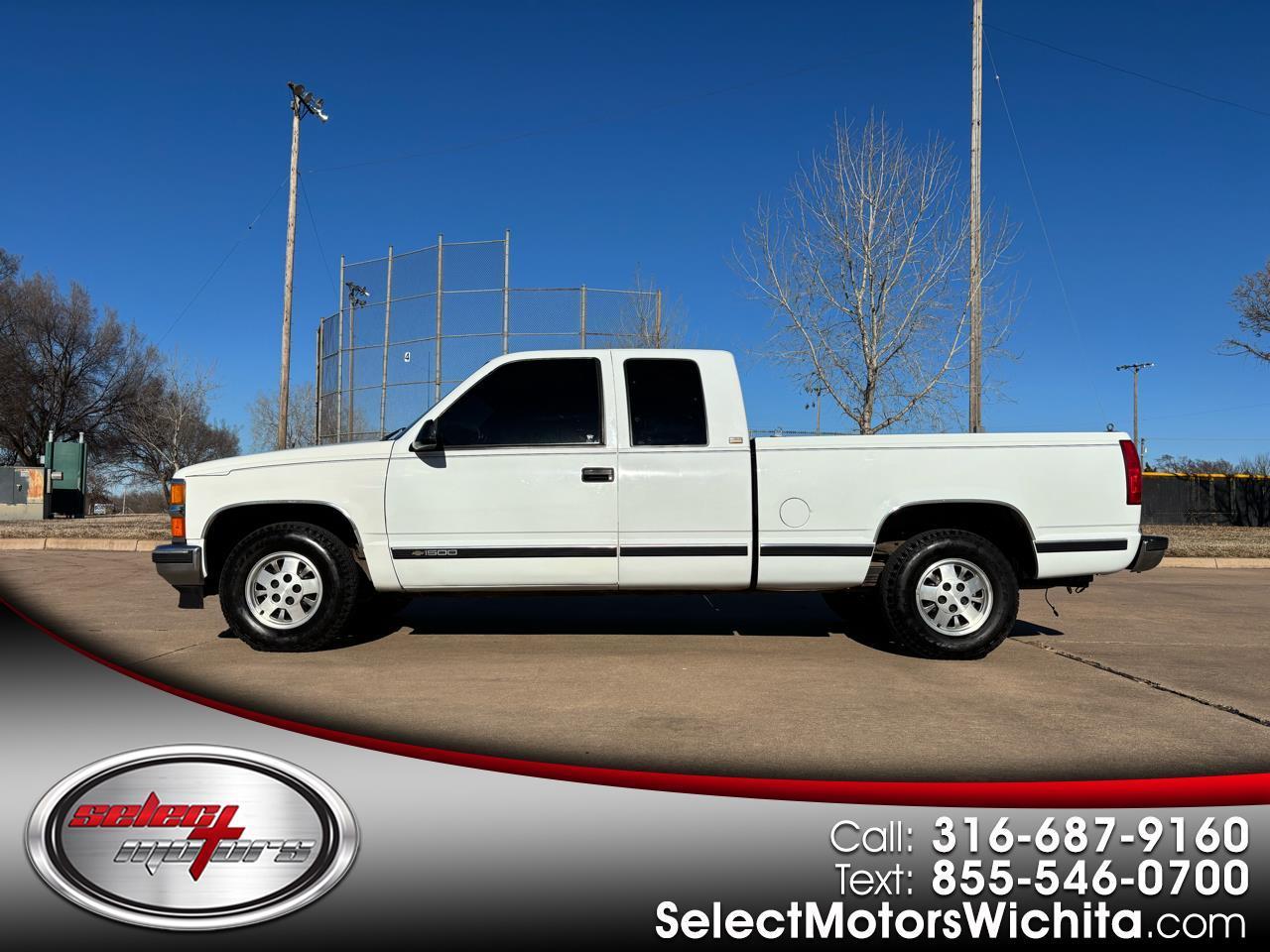 Chevrolet C/K 1500 Ext Cab 141.5" WB 1995