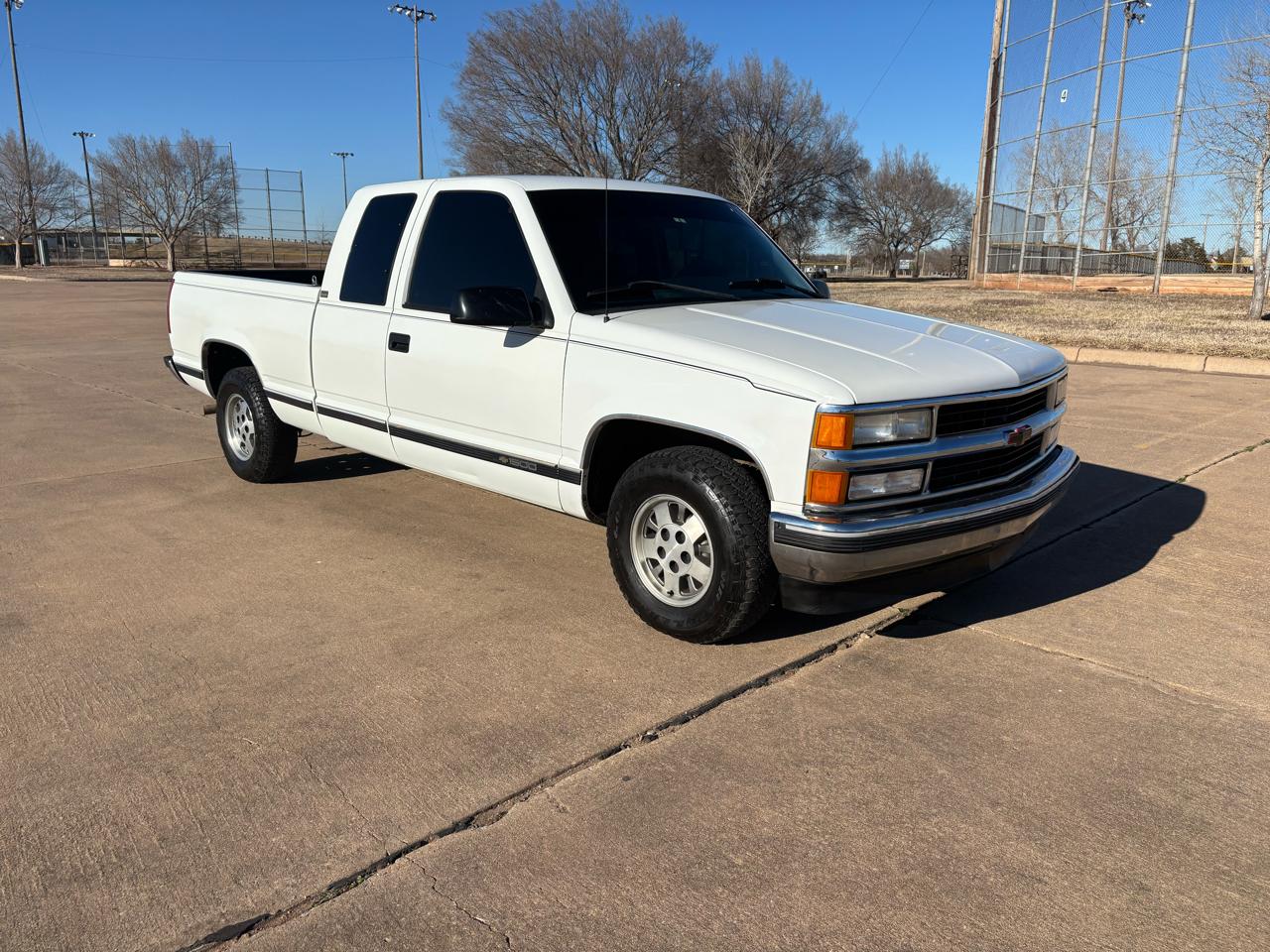 Chevrolet C/K 1500 Ext Cab 141.5" WB 1995