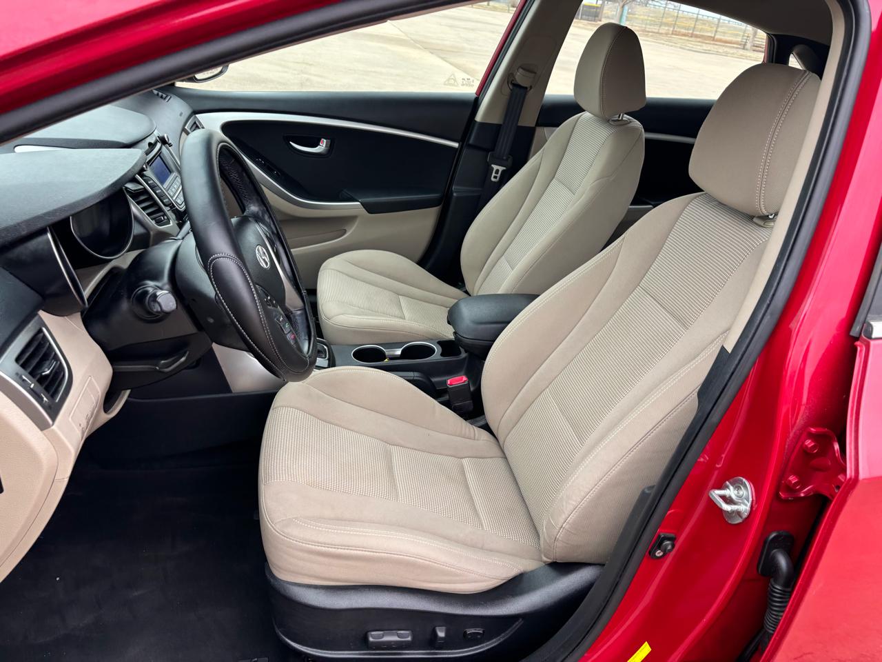 Hyundai Elantra GT 5dr HB Auto 2016