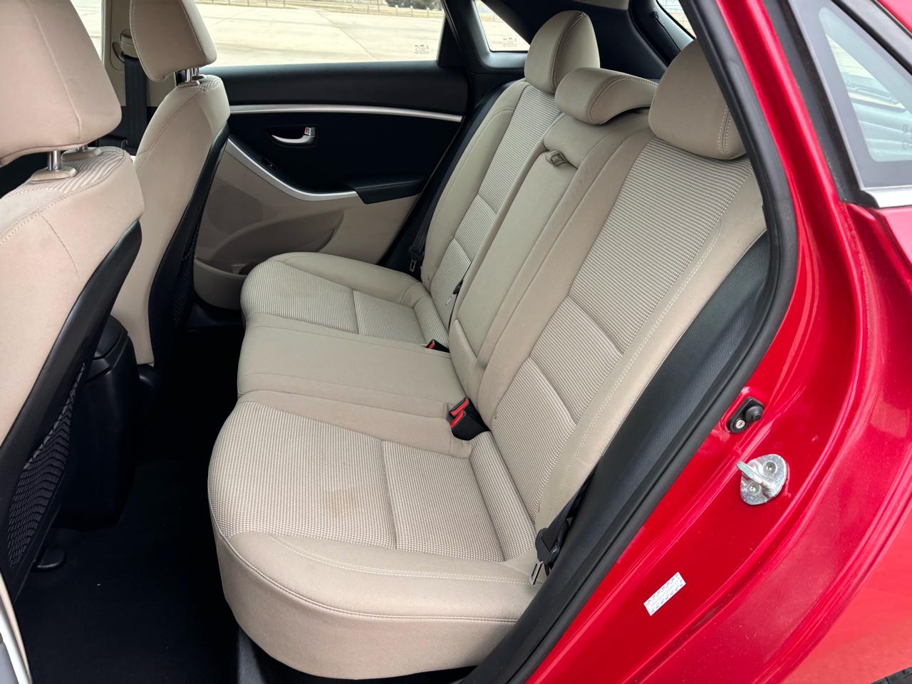 Hyundai Elantra GT 5dr HB Auto 2016