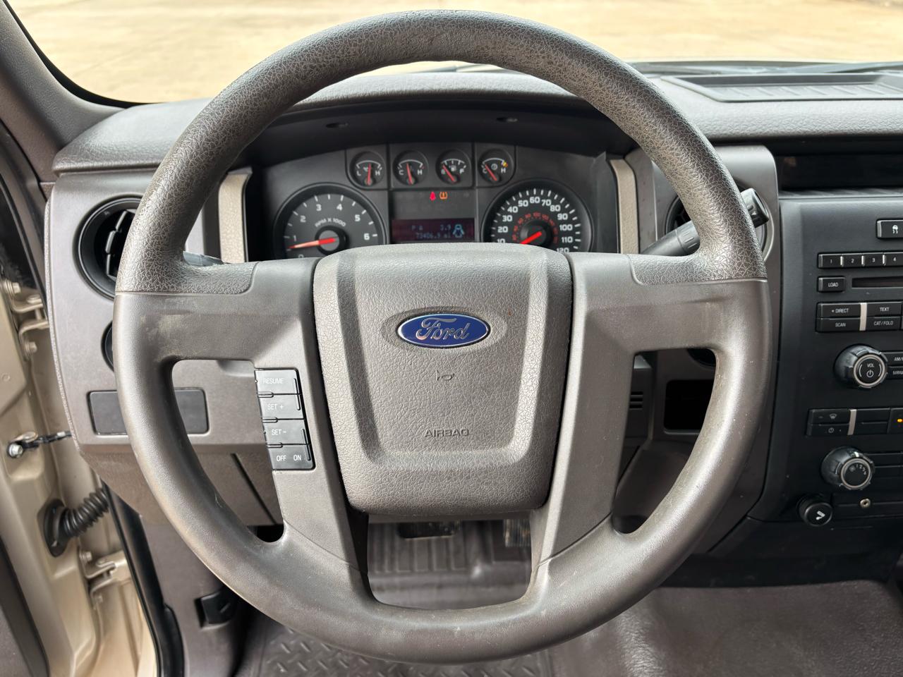 Ford F-150 2WD Reg Cab 126" STX 2009