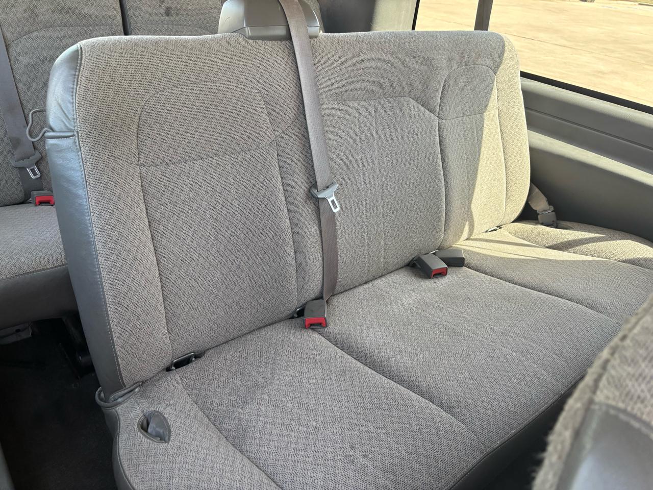 Chevrolet Express Passenger RWD 3500 155" LT w/1LT 2014