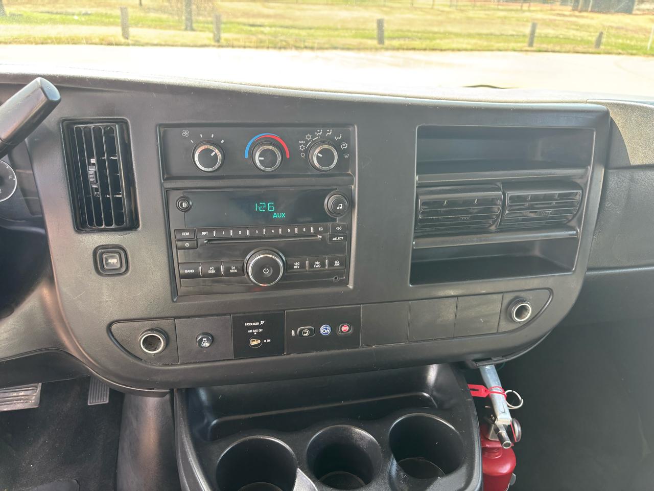 Chevrolet Express Passenger RWD 3500 155" LT w/1LT 2014