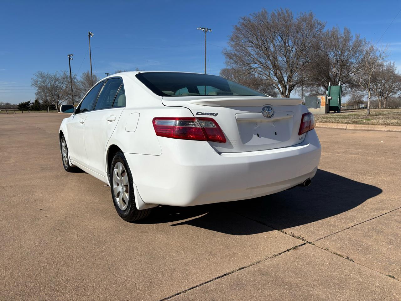 Toyota Camry 4dr Sdn I4 Man LE (Natl) 2008