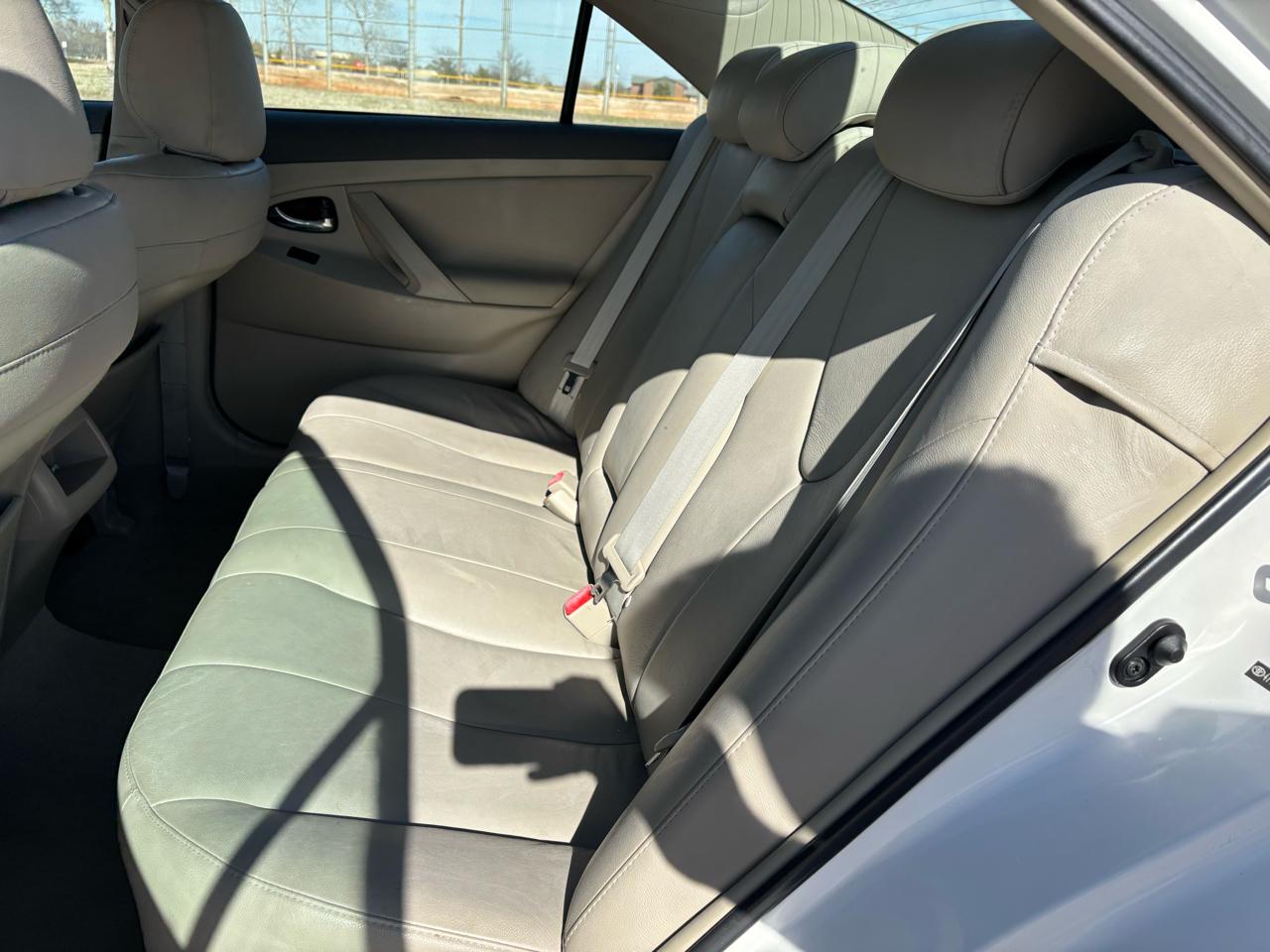 Toyota Camry 4dr Sdn I4 Man LE (Natl) 2008