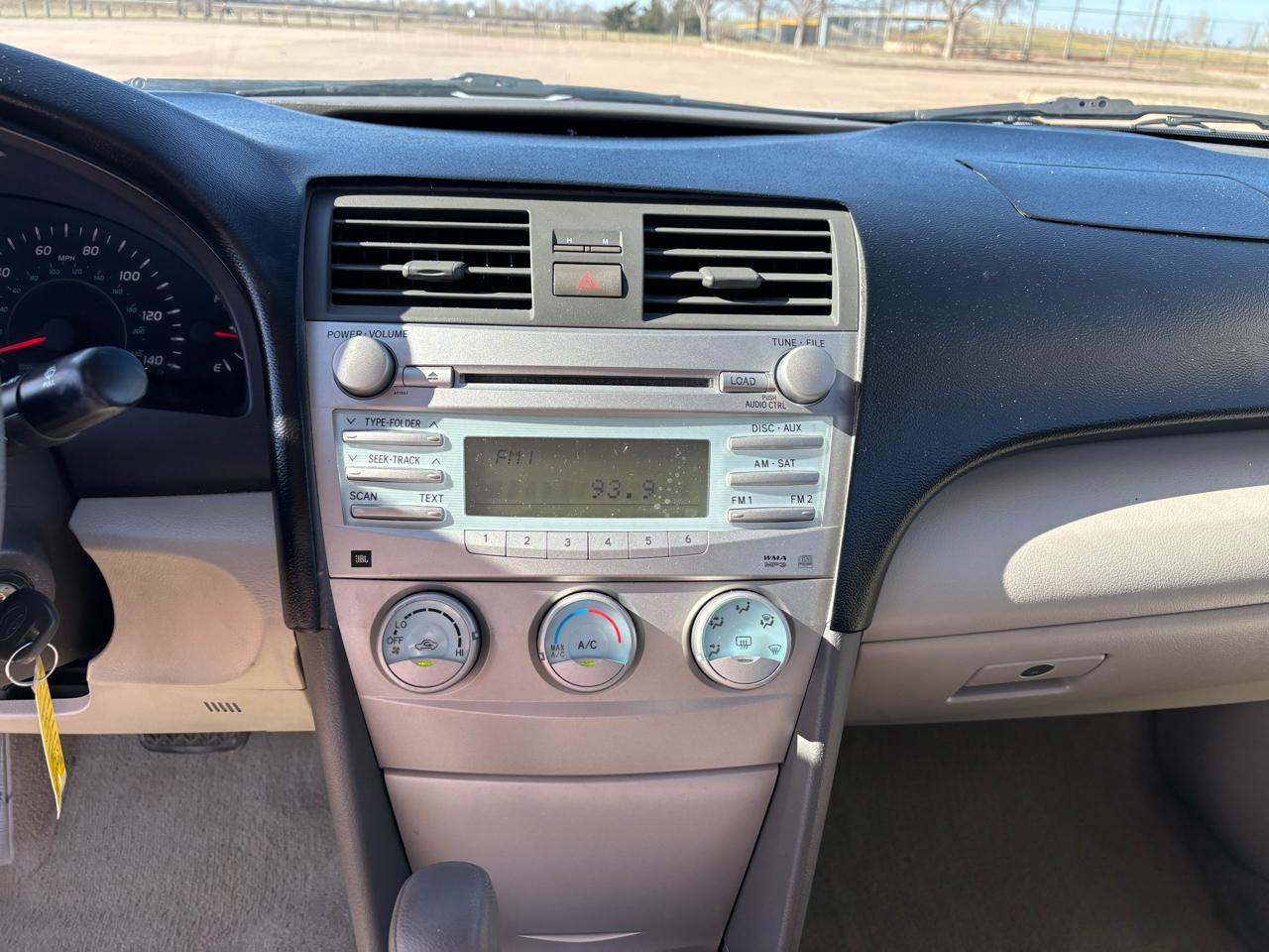 Toyota Camry 4dr Sdn I4 Man LE (Natl) 2008